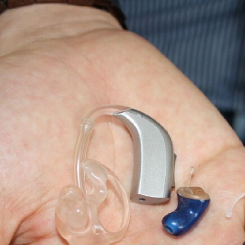 Make your ears audible by using hearing aid and restore your hearing for future proof